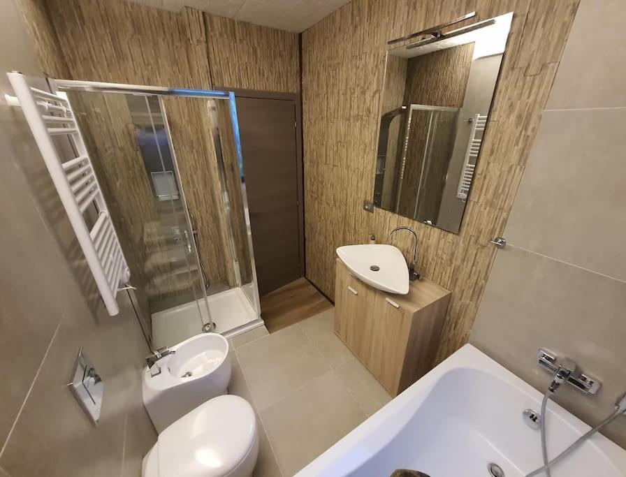 Villa Cristallo Private Apartment Fontanelice Ngoại thất bức ảnh
