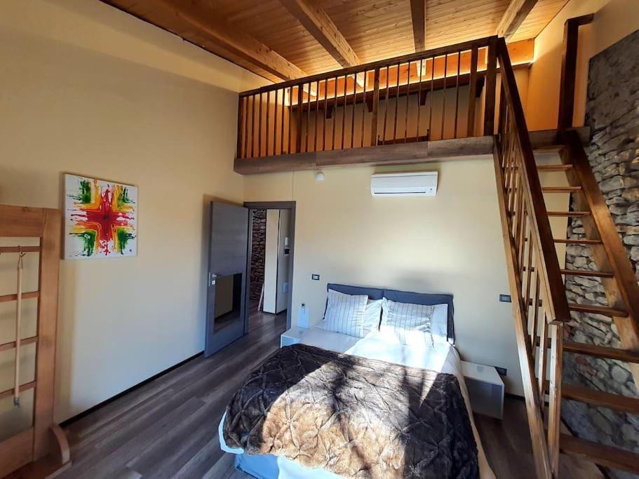 Villa Cristallo Private Apartment Fontanelice Ngoại thất bức ảnh