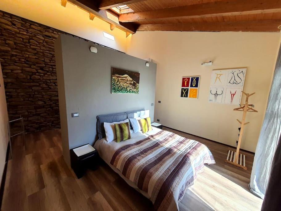 Villa Cristallo Private Apartment Fontanelice Ngoại thất bức ảnh